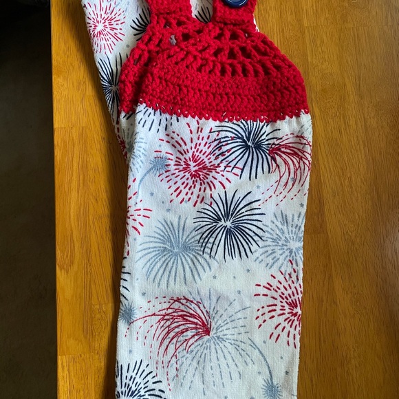 2 Patriotic hanging towels (handmade tops) - Picture 2 of 3